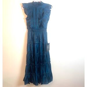 NWT Lulu's green maxi dress bridesmaid wedding guest Small shimmery